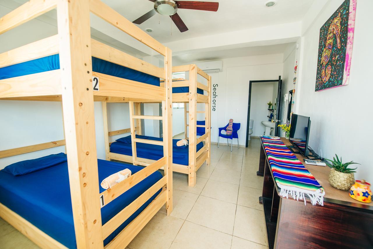 The Mermaid Hostel Beach (Adults Only) Cancun Exterior photo