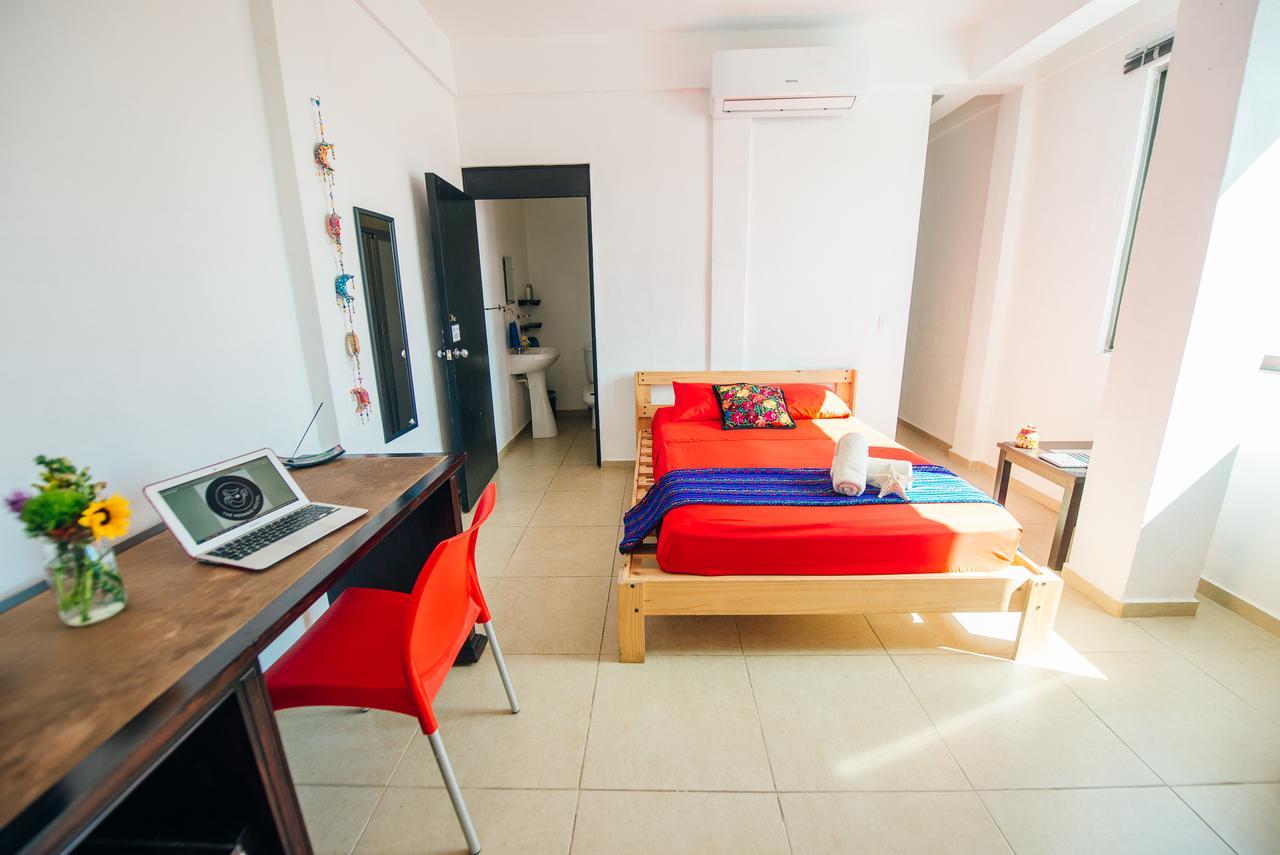 The Mermaid Hostel Beach (Adults Only) Cancun Exterior photo