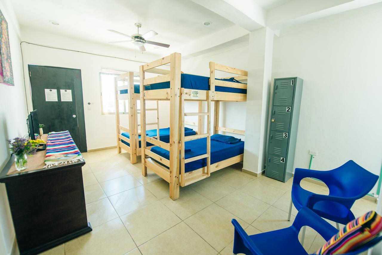 The Mermaid Hostel Beach (Adults Only) Cancun Exterior photo